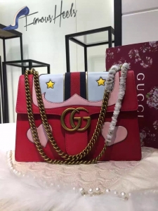 Gucci Marmont leather shoulder bag red